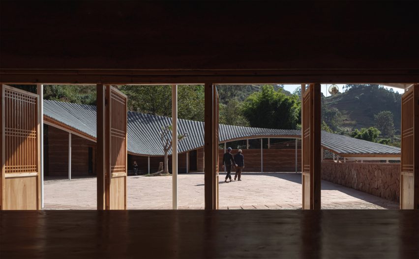 Archi-Union works with students to design rammed earth community centre in rural China
