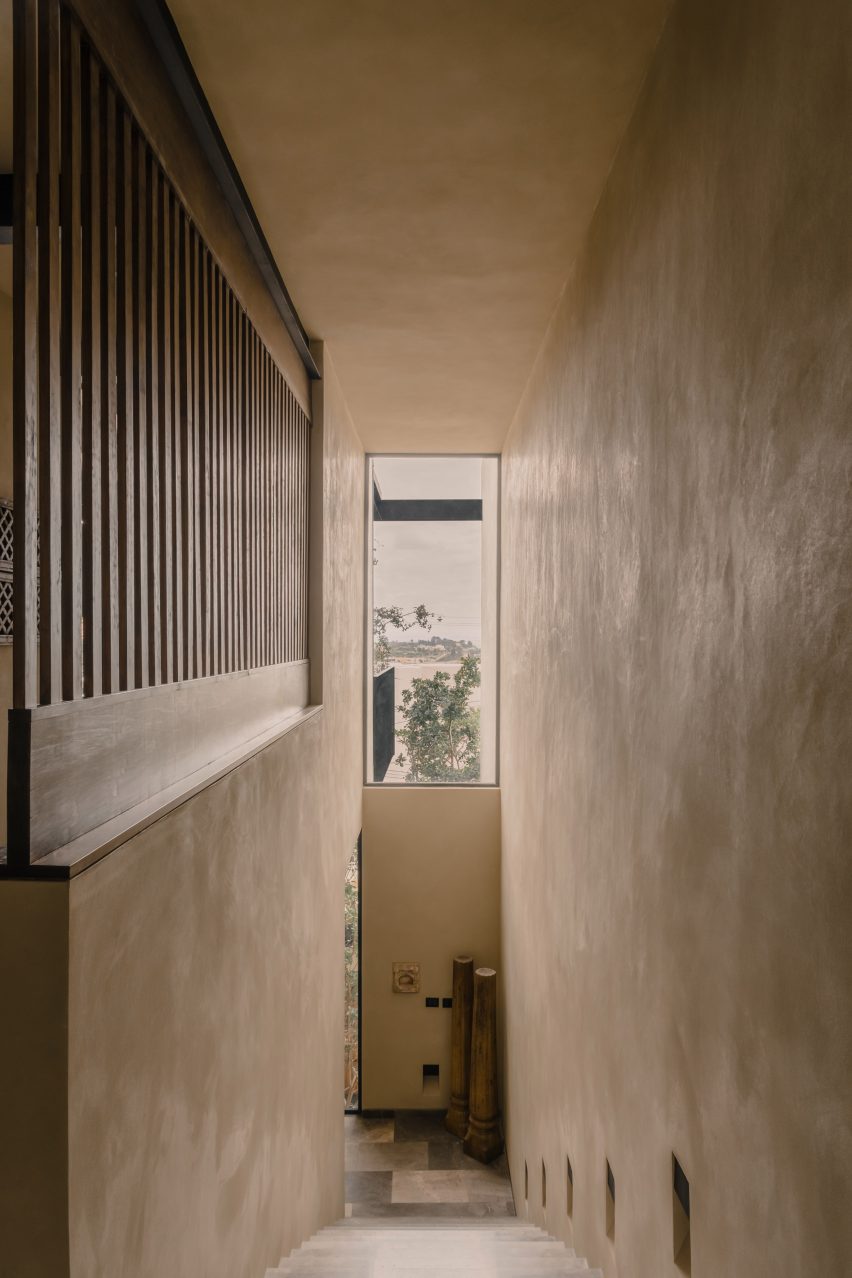 Casa Aldama by Estudio IPA