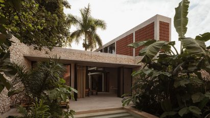 Casa San Cristobal by Marc Perrotta