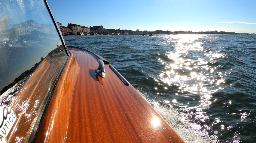 Mahogany wood on Venetian boat