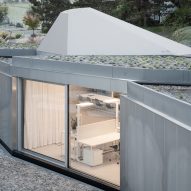 Exterior image of Modular Research Centre from above