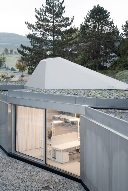 Roof of the Modular Research Centre in Vizovice