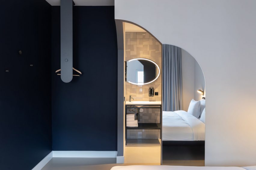 Conscious Hotels bedroom