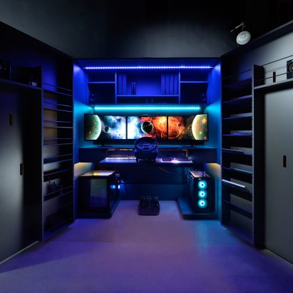 Dizzone is pictured being used for gaming