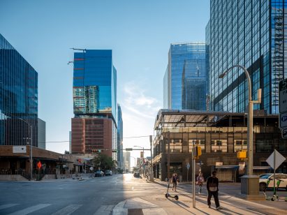 405 Colorado glass topped skyscraper Austin