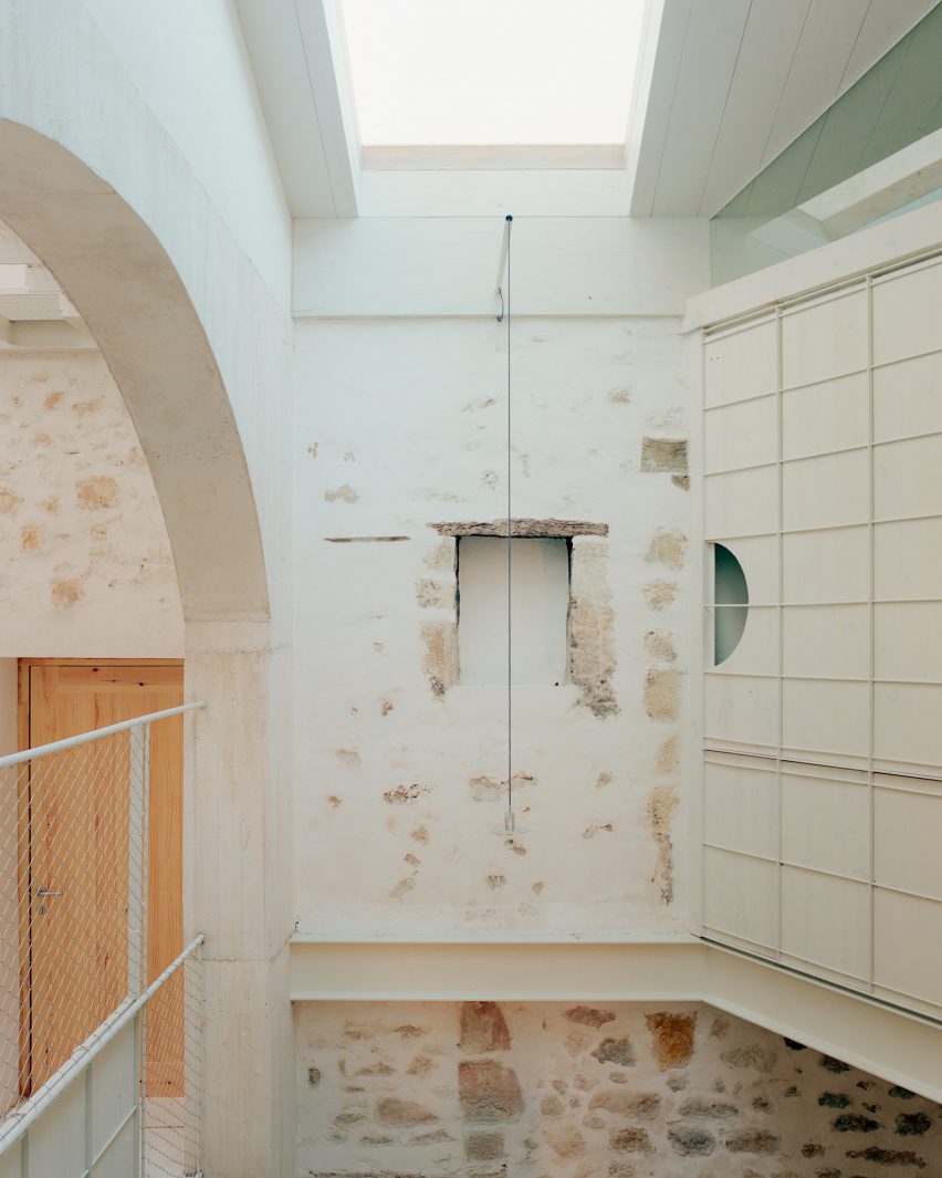 Stone ruins turned into Spanish holiday home by Atienza Maure Arquitectos