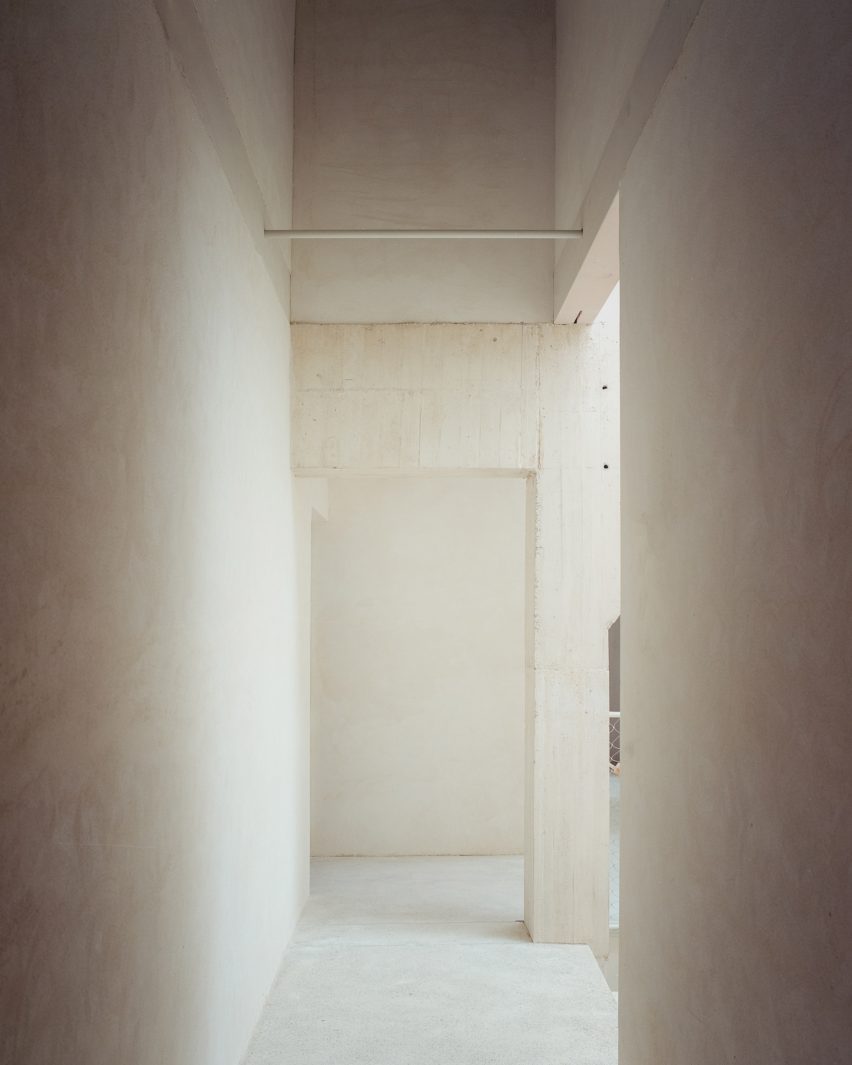 Stone ruins turned into Spanish holiday home by Atienza Maure Arquitectos