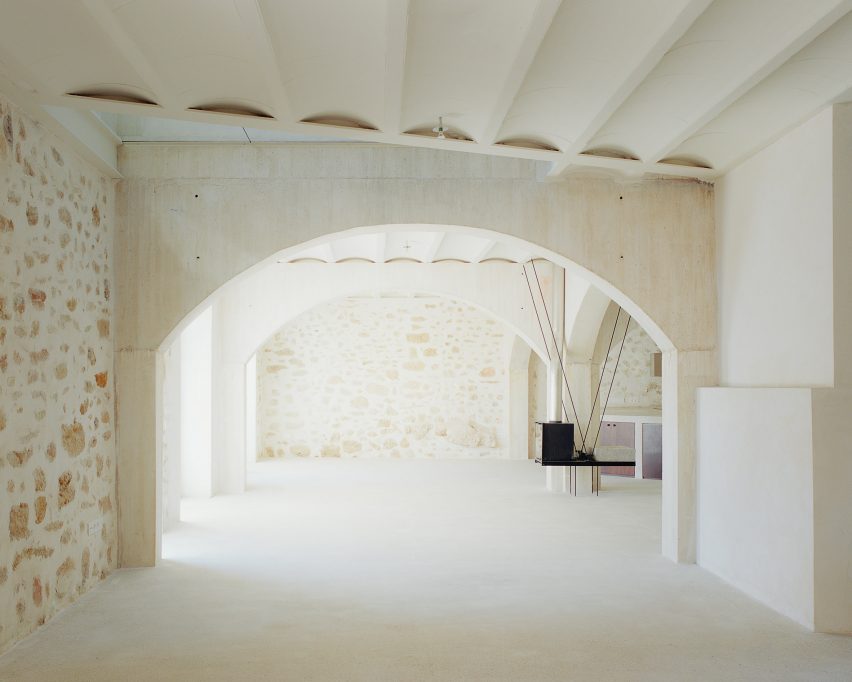 Stone ruins turned into Spanish holiday home by Atienza Maure Arquitectos