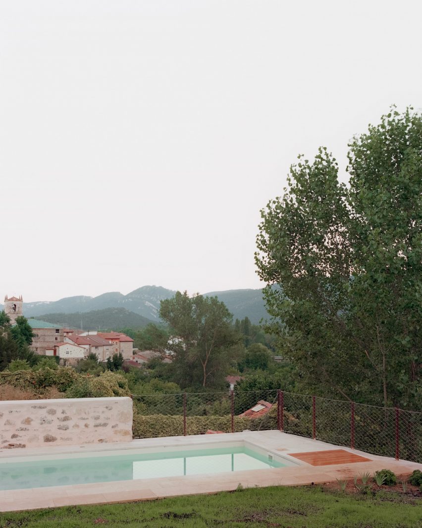 Stone ruins turned into Spanish holiday home by Atienza Maure Arquitectos