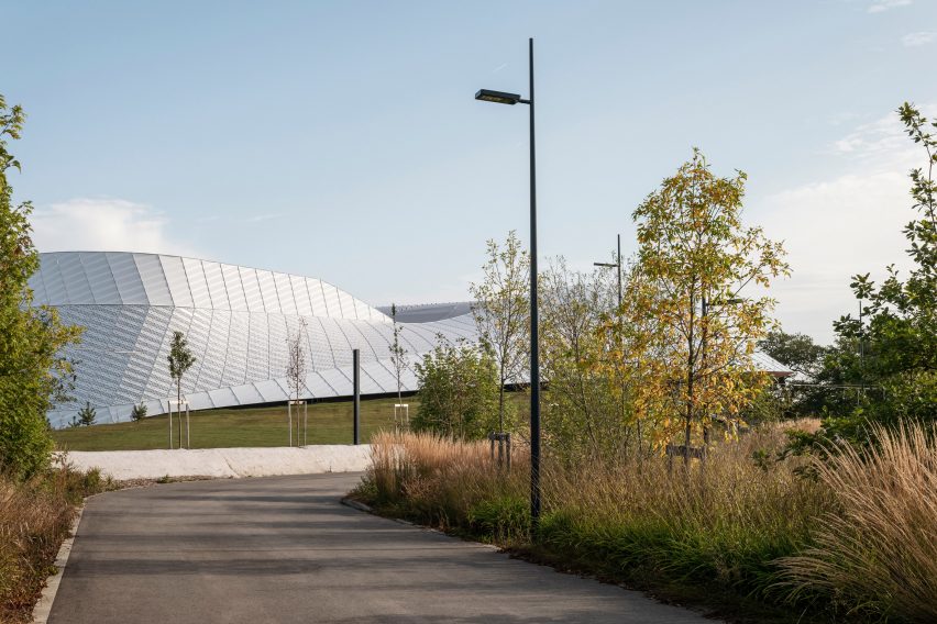 Espace Mayenne by Hérault Arnod Architectures