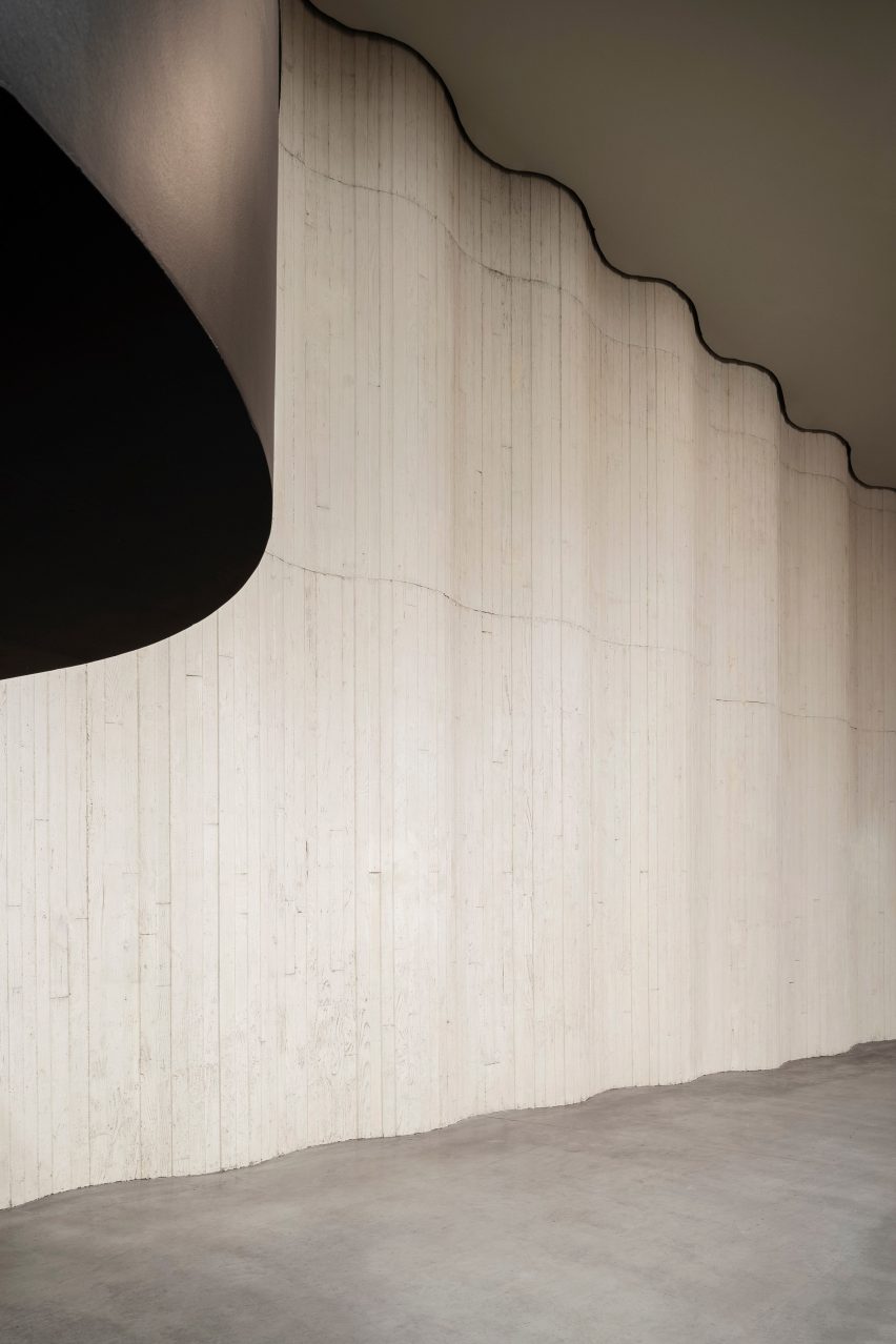 Espace Mayenne by Hérault Arnod Architectures