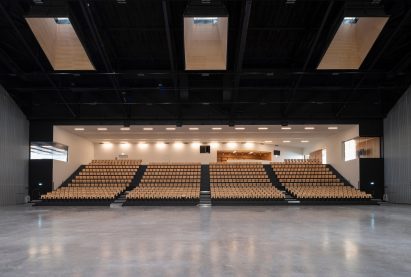 Large hall inside sports centre in Laval