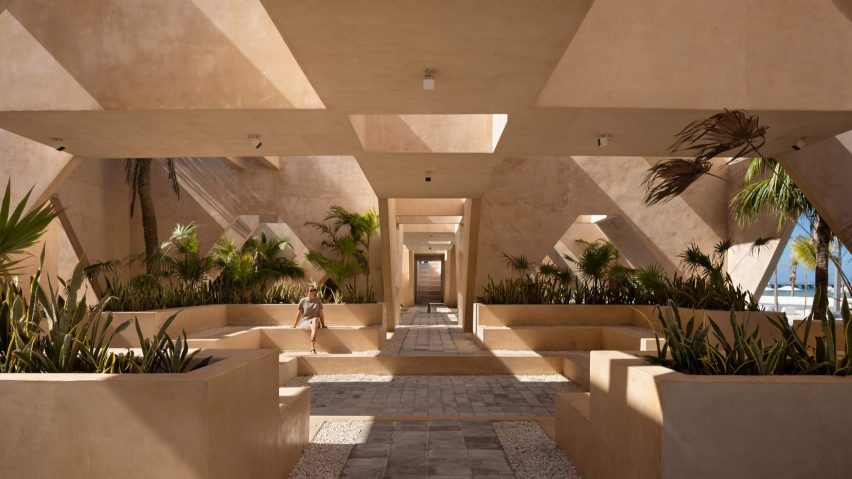 “A fantastic way to apply architectural history to a modern structure” says commenter