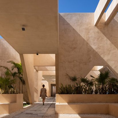 estudio-mmx-progreso-geology-museum_dezeen_2364_col_4_SQ