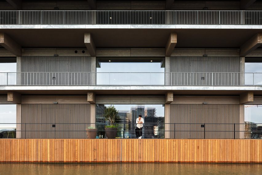 Floating Office Rotterdam by Powerhouse Company