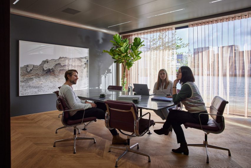 Floating Office Rotterdam by Powerhouse Company