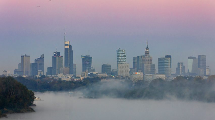 Image of Varso Tower on the Warsaw skyline