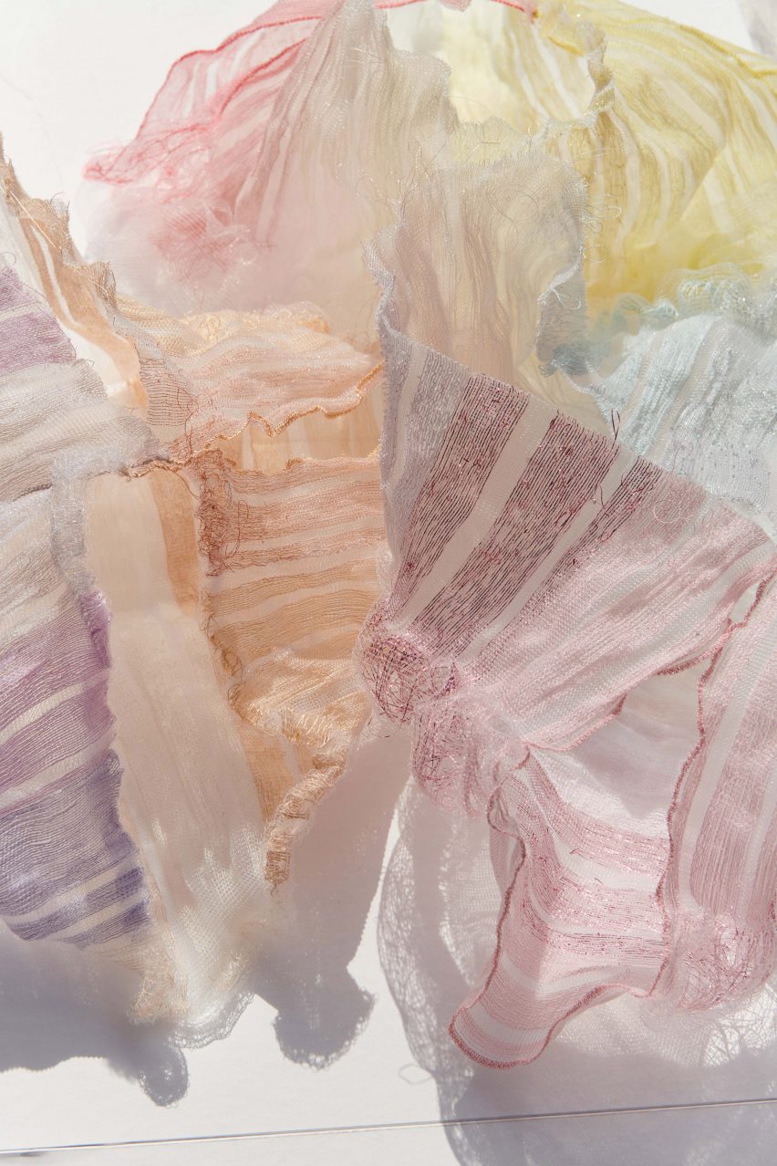 Close up of Sh(r)ine containers in different colours