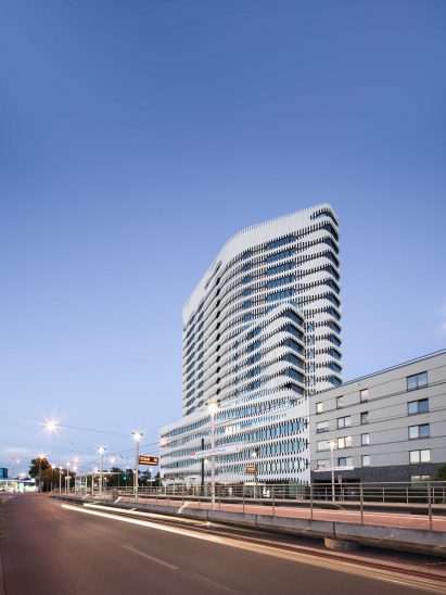 Exterior image of RKM 740 Tower from street level