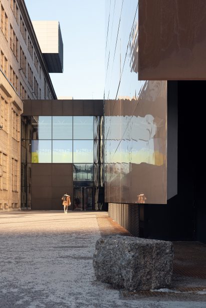Exterior image of an entrance to Dance House in Helsinki