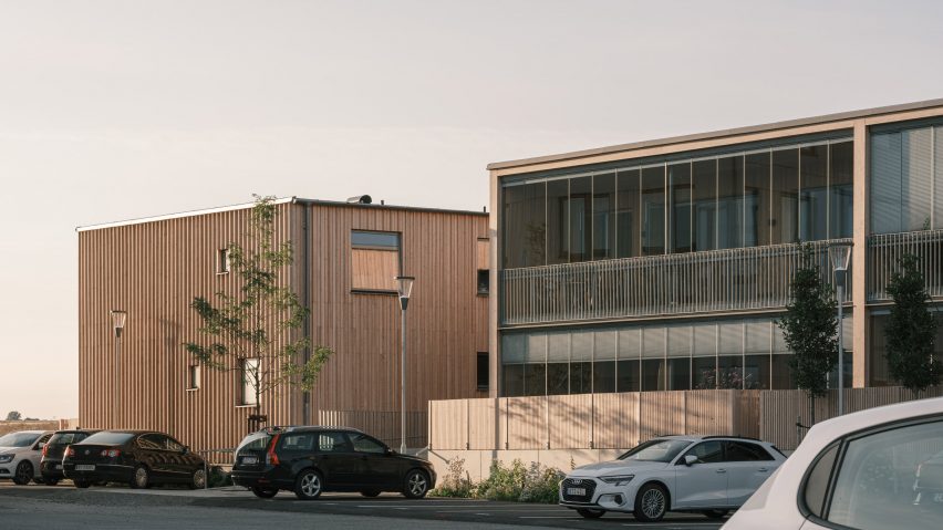 Exterior image of the wooden housing block