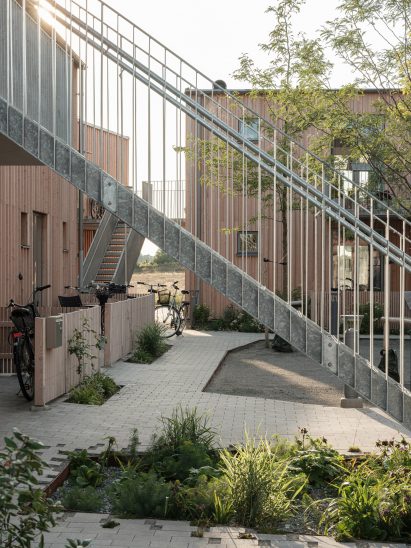 Exterior image of Hygrometern and its metal staircases