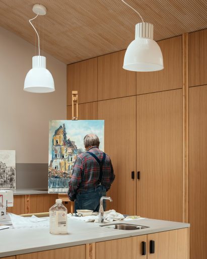 Art classes at John Morden Centre by Mae Architects