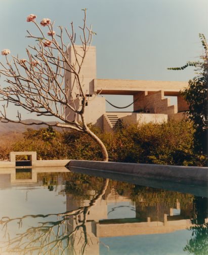Sculptural hotel in Puerto Escondido