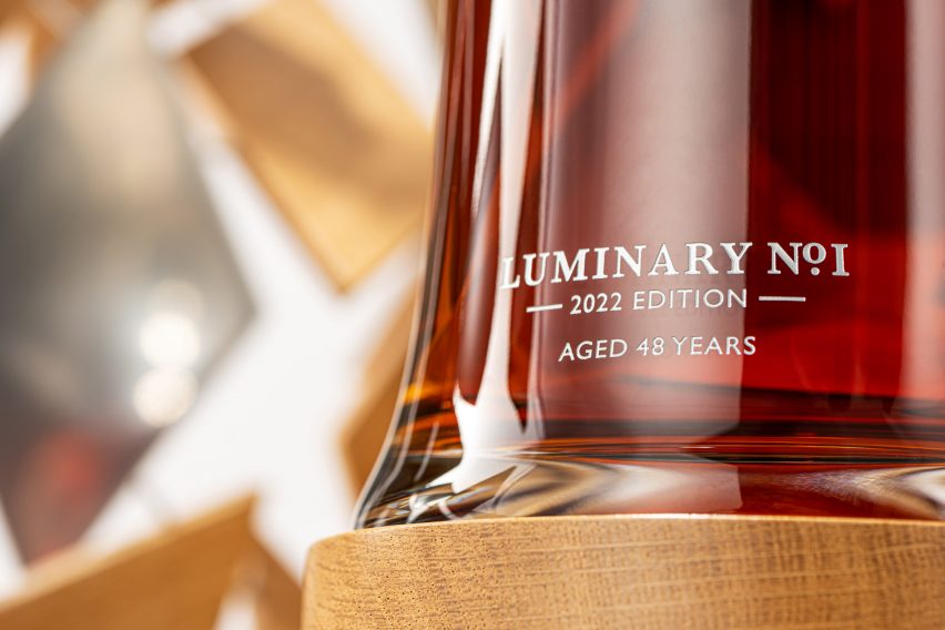 Kengo Kuma's The Dalmore whisky sculpture