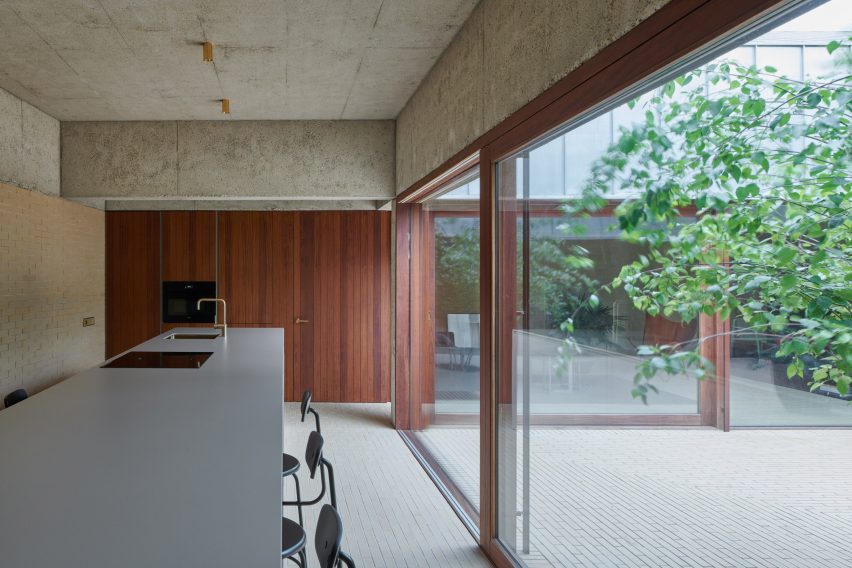 Interior view of LR House by Lecumberri & Cidoncha and Ińigo Beguiristain
