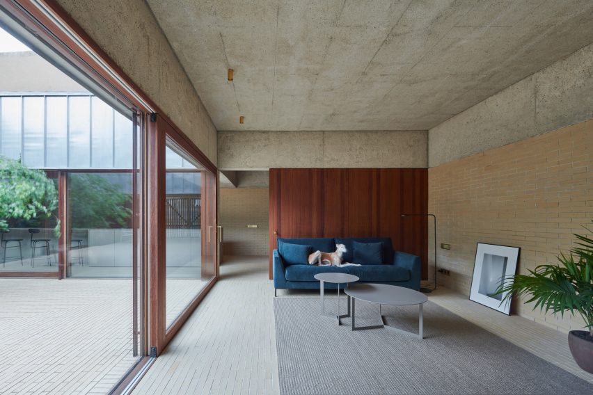 Interior view of LR House by Lecumberri & Cidoncha and Ińigo Beguiristain