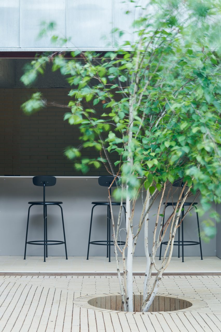Exterior view of LR House by Lecumberri & Cidoncha and Ińigo Beguiristain