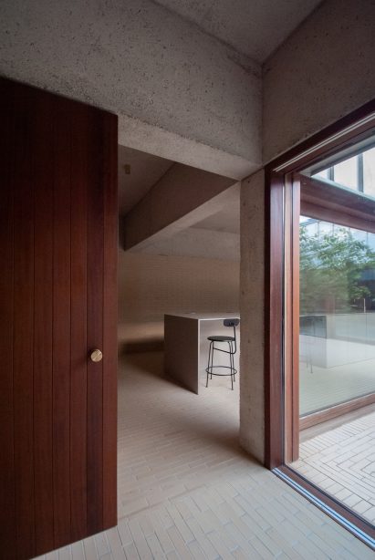 Kitchen and dining room of LR House
