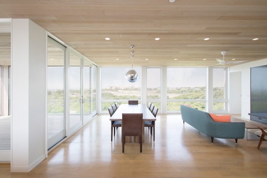 An open plan dining and living room