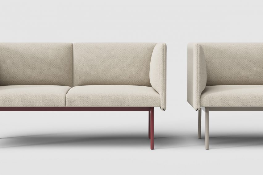 Cream-coloured sofas with coloured frames
