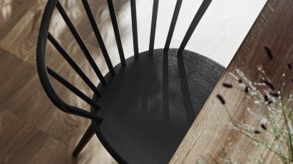 Black wooden Miss Holly Chair Stolab