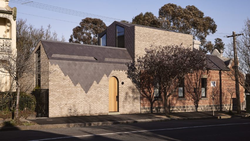 Nido House by Angelucci Architects