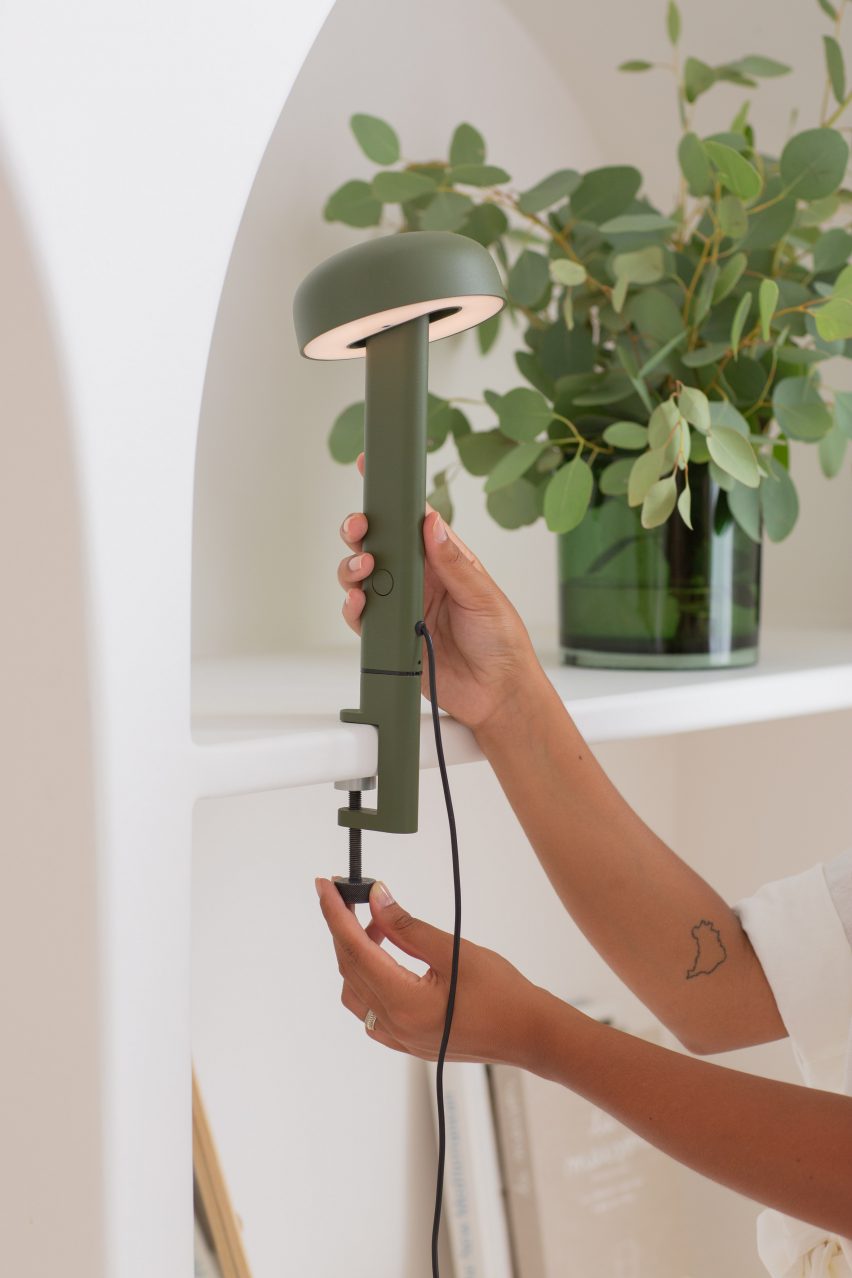 Nod lamp by Tiptoe