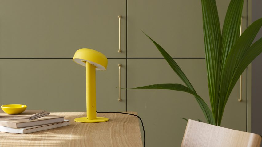Nod lamp by Tiptoe