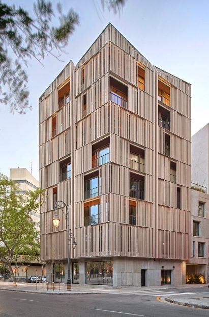 Exterior image of the Paseo Mallorca apartment block from street level