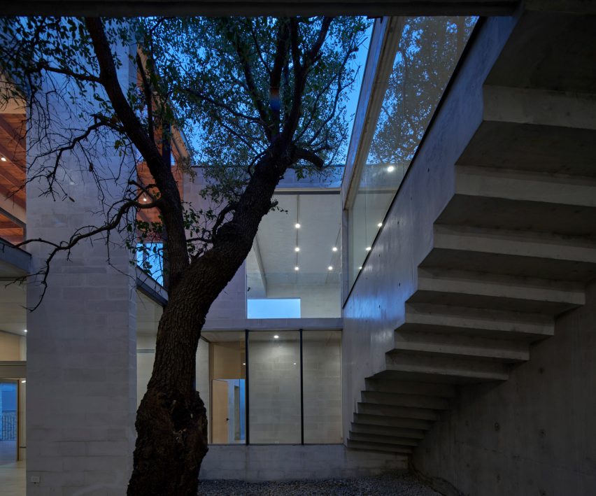 Los Cabos by P+0 Arquitectura