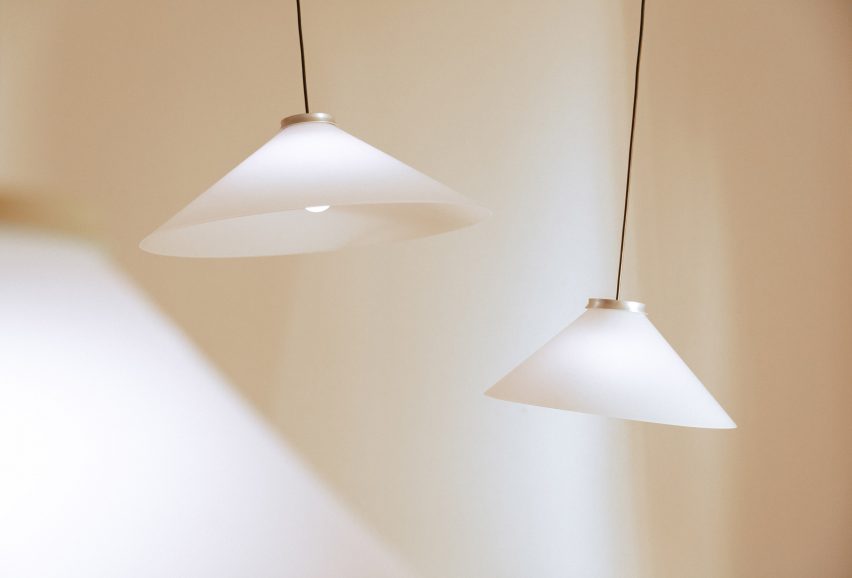 Pendant light