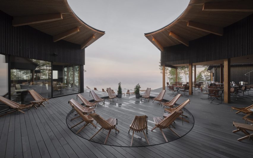 Terrace of Pistohiekka Resort in Finland by Studio Puisto