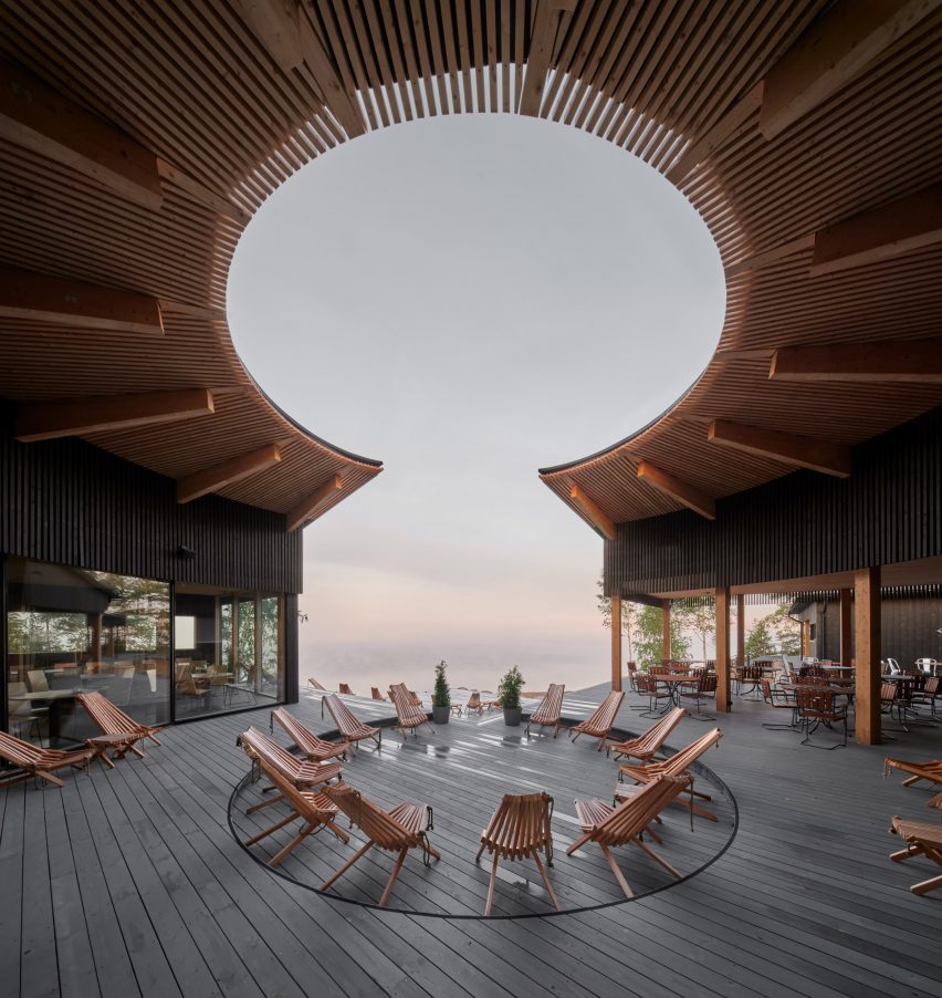Terrace of Pistohiekka Resort in Finland by Studio Puisto