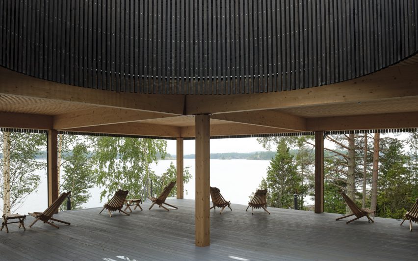 Terrace of Pistohiekka Resort in Finland by Studio Puisto