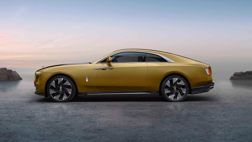 Profile of Rolls-Royce Spectre