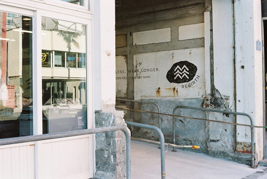 Schemata Architects creates a sports store with fixtures made from discarded marine debris