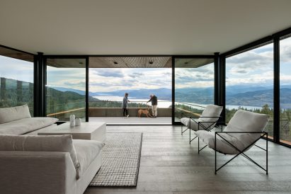 Living space by Omar Gandhi Architect