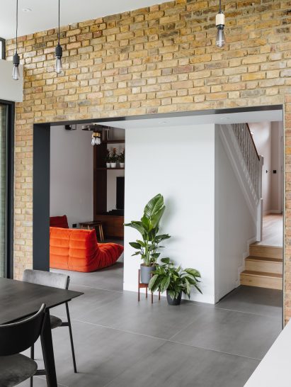 Interior of The Weathered House extension by Selencky Parsons