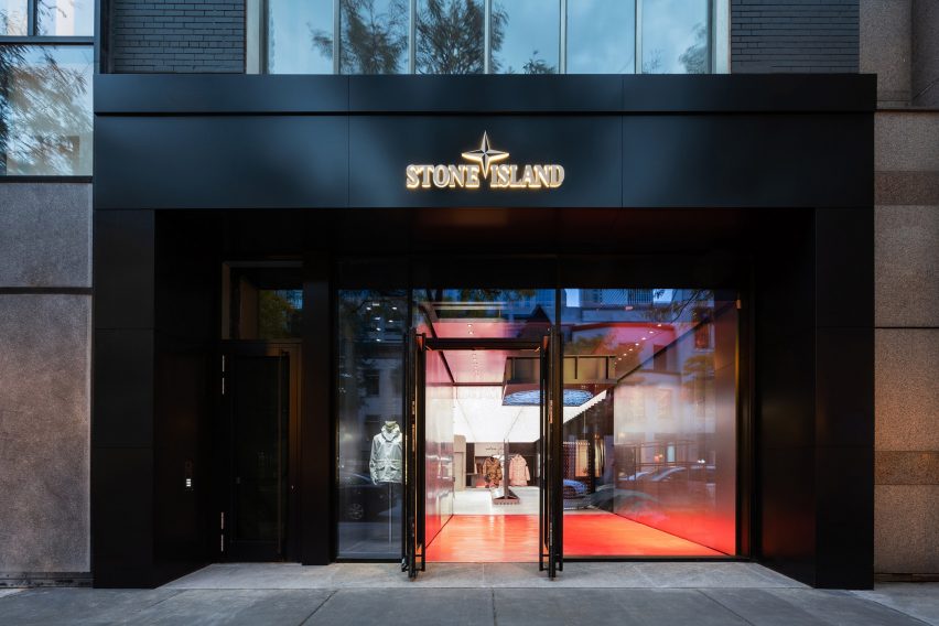 Stone Island Chicago store exterior
